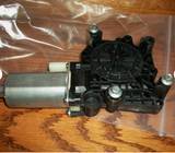Ford Front Power Window Motor (LT) - 1996-2000 Ford Contour, Mercury Mystique- F6RZ 5423395 AA